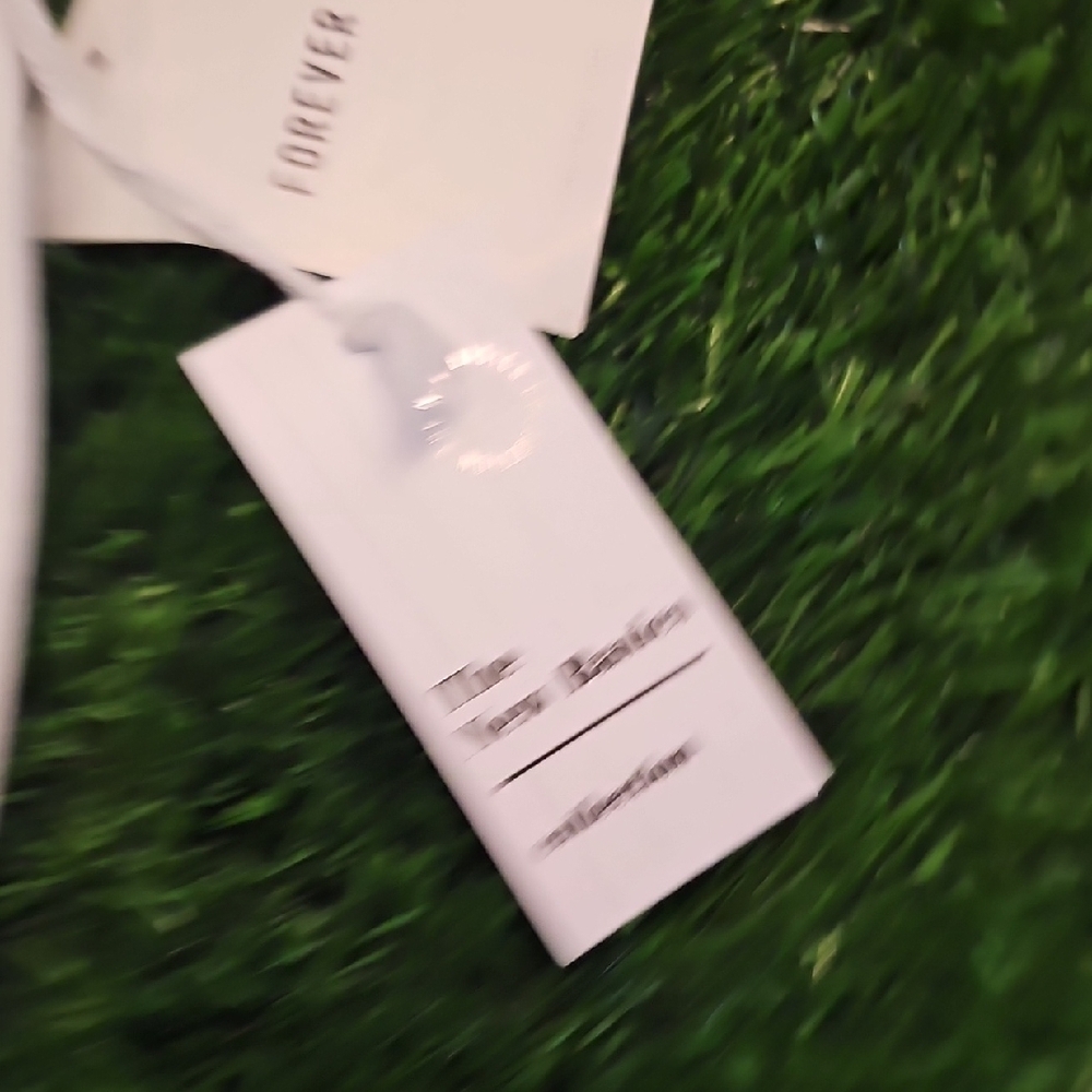 White Los Angeles California Graphic Shorts - Picture 4 of 10